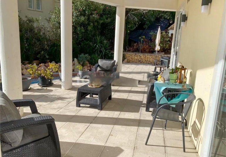 Reventa - Villa -
Altea