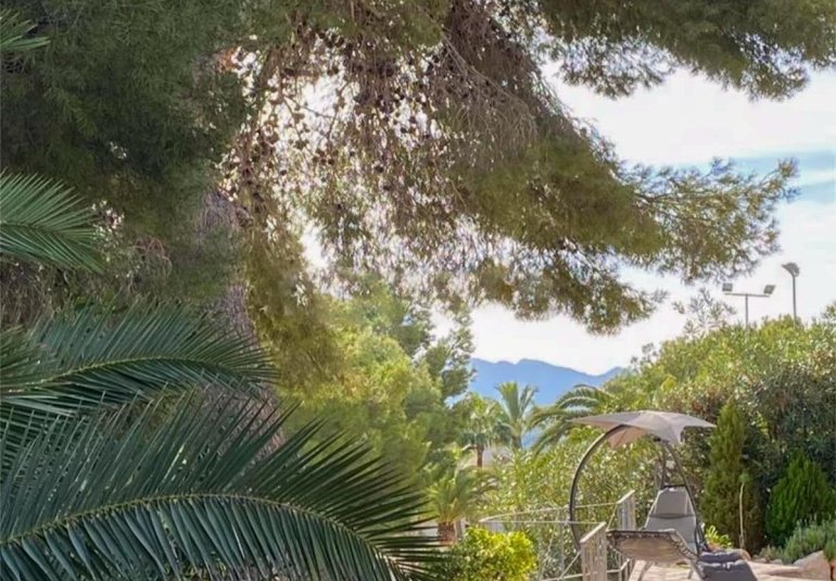 Reventa - Villa -
Altea