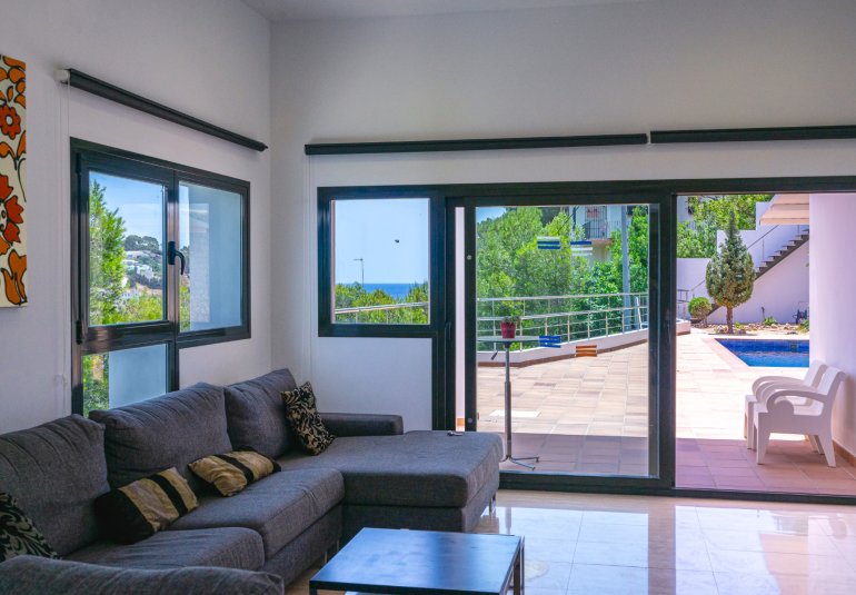 Reventa - Villa -
Benissa - Cala Abogat