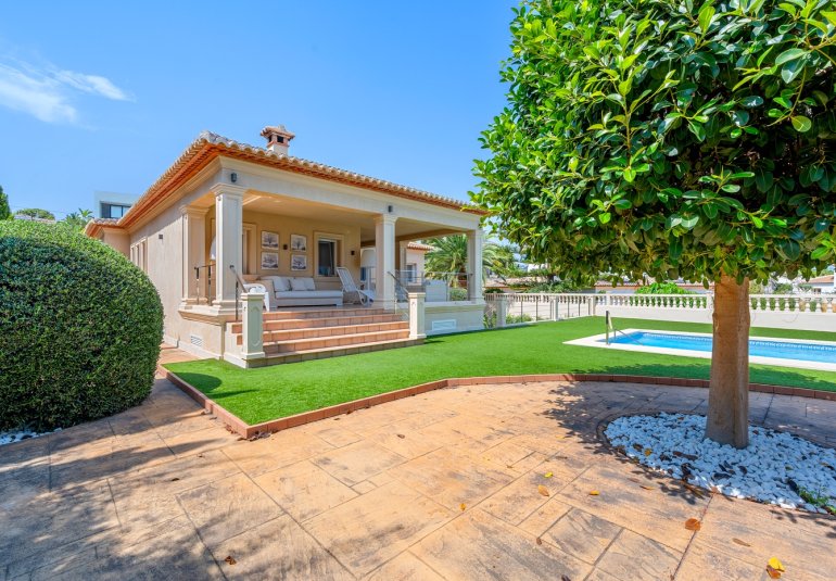 Reventa - Villa -
Benissa