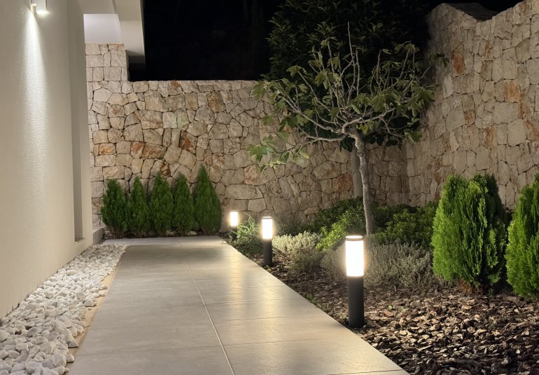 Reventa - Villa -
Benitachell