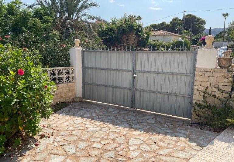 Reventa - Villa -
Calpe - Manzanera