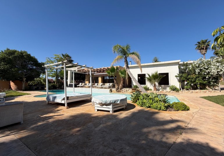 Reventa - Villa -
Elche - Carrús Oeste