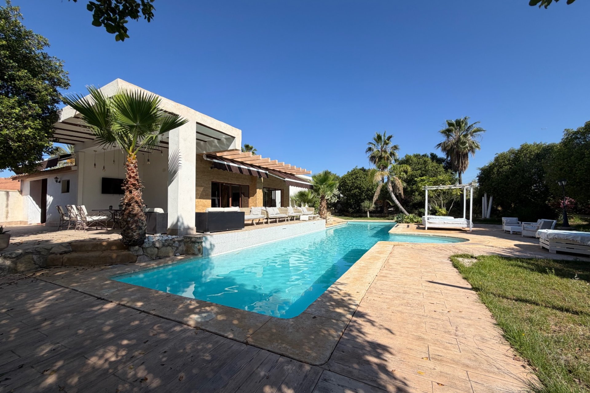 Reventa - Villa -
Elche - Carrús Oeste