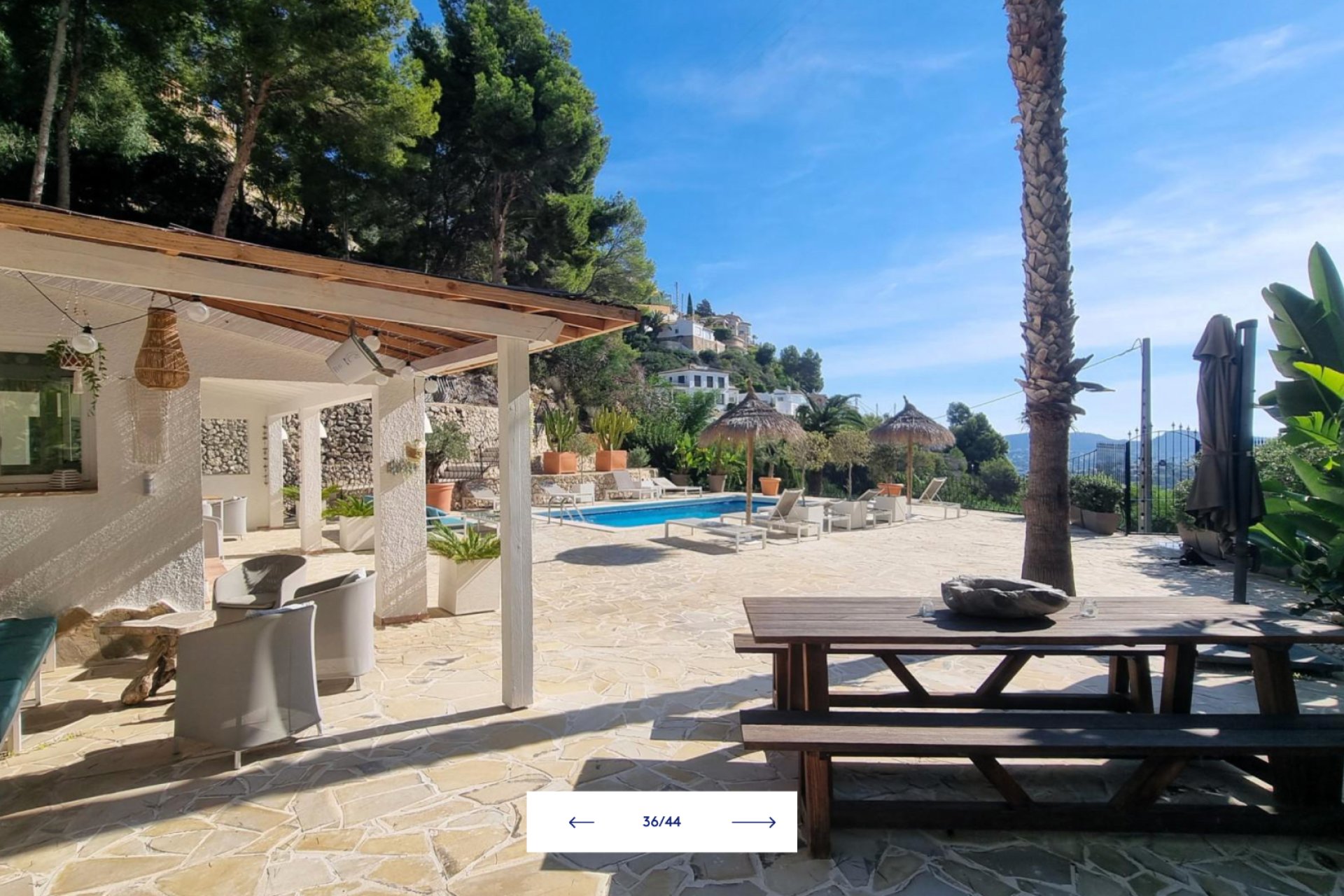 Reventa - Villa -
Moraira - Benimeit