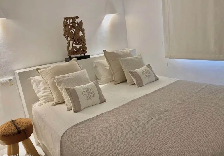 Reventa - Villa -
Moraira - Benimeit