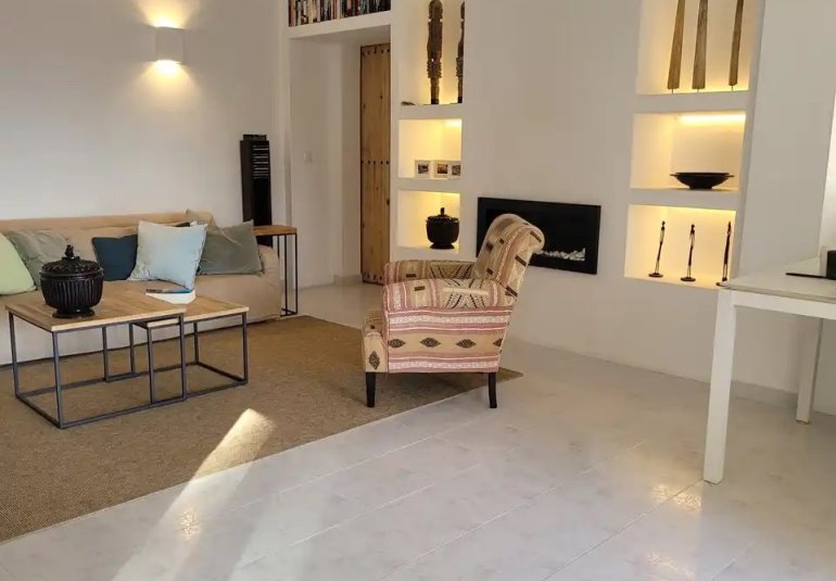 Reventa - Villa -
Moraira - Benimeit