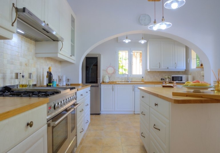 Reventa - Villa -
Moraira - La Sabatera