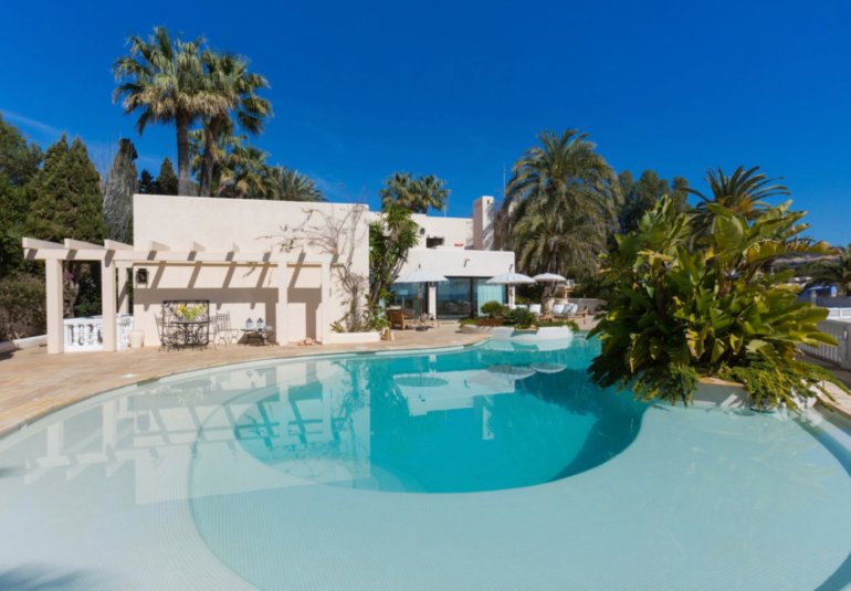 Reventa - Villa -
Moraira - La Sabatera