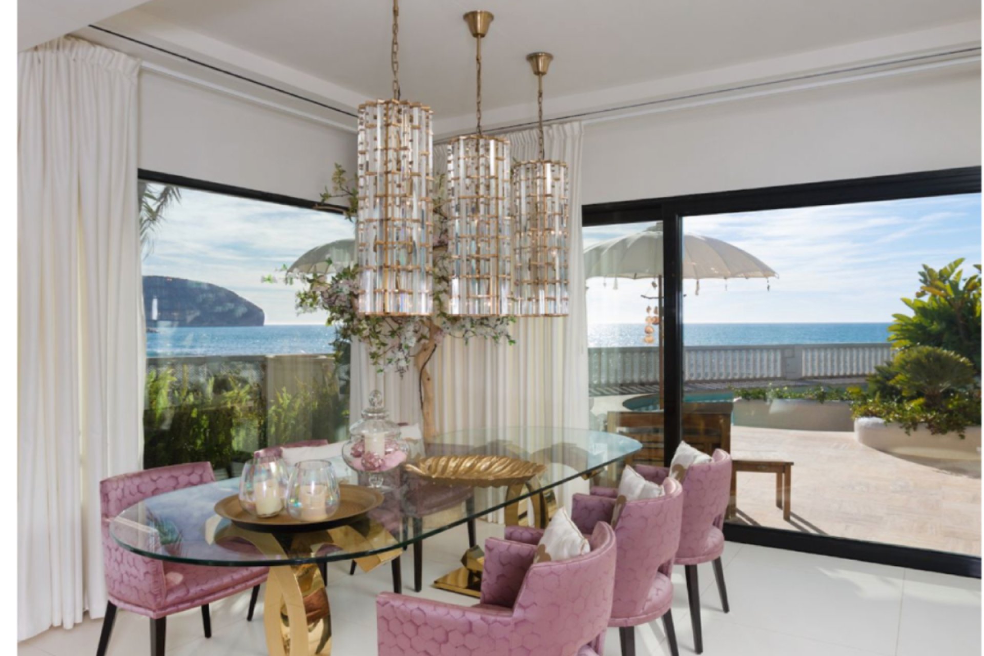 Reventa - Villa -
Moraira - La Sabatera