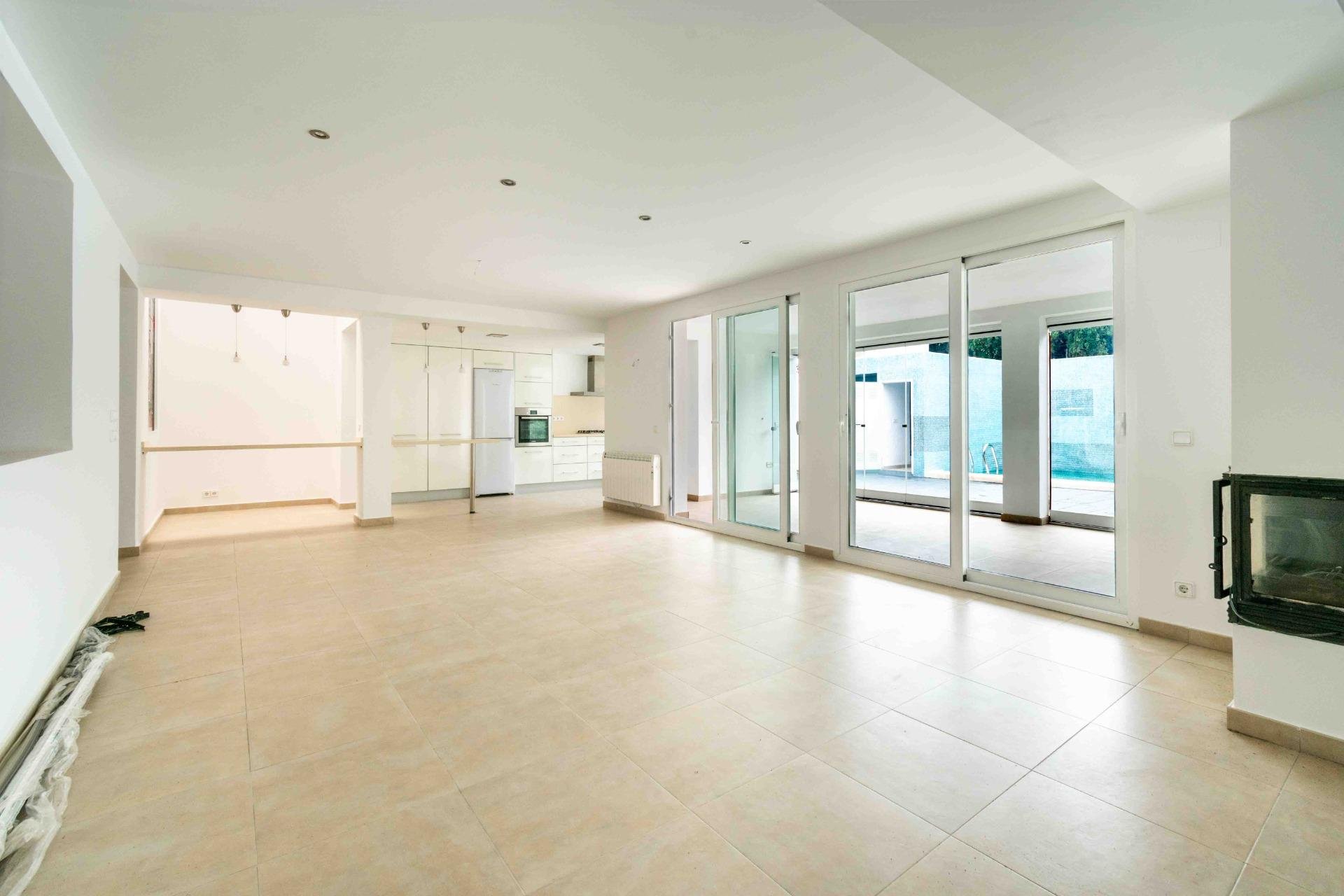 Reventa - Villa / Semi pareado -
Alfaz del Pi - Albir