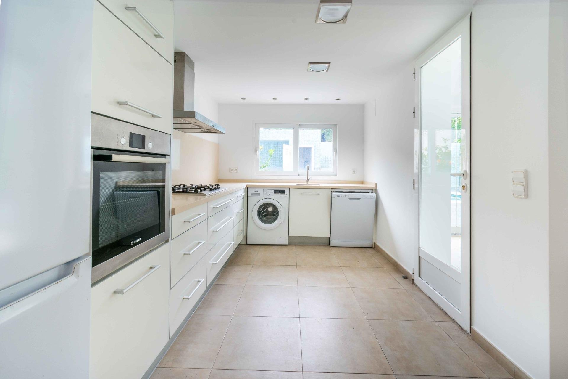 Reventa - Villa / Semi pareado -
Alfaz del Pi - Albir