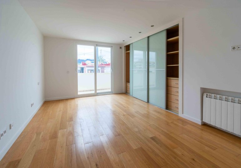 Reventa - Villa / Semi pareado -
Alfaz del Pi - Albir