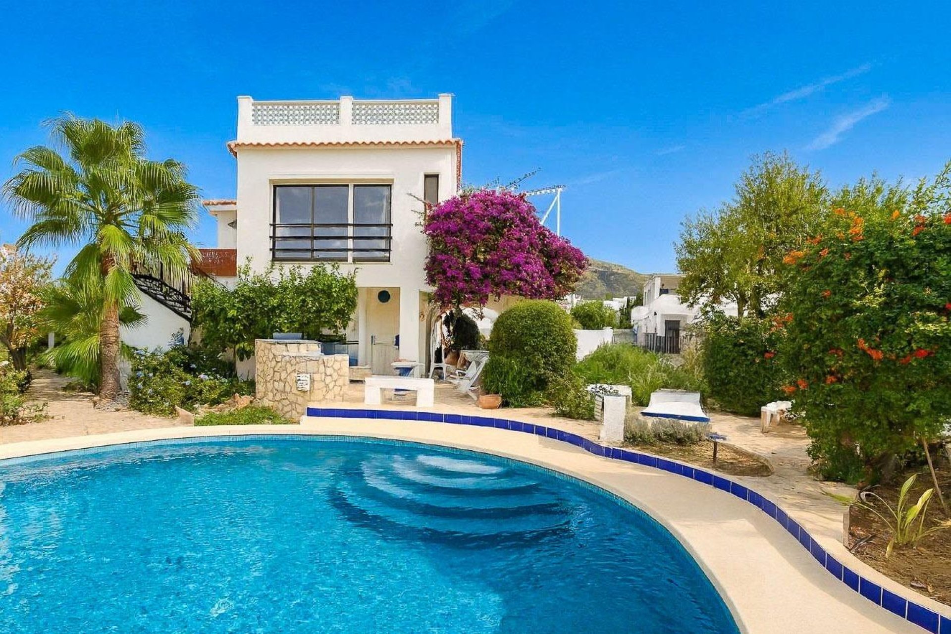 Reventa - Villa / Semi pareado -
Alfaz del Pi - Albir