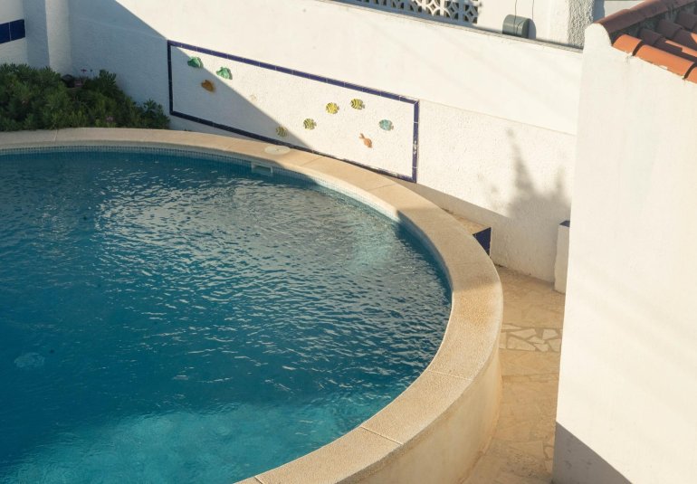 Reventa - Villa / Semi pareado -
Alfaz del Pi - Albir