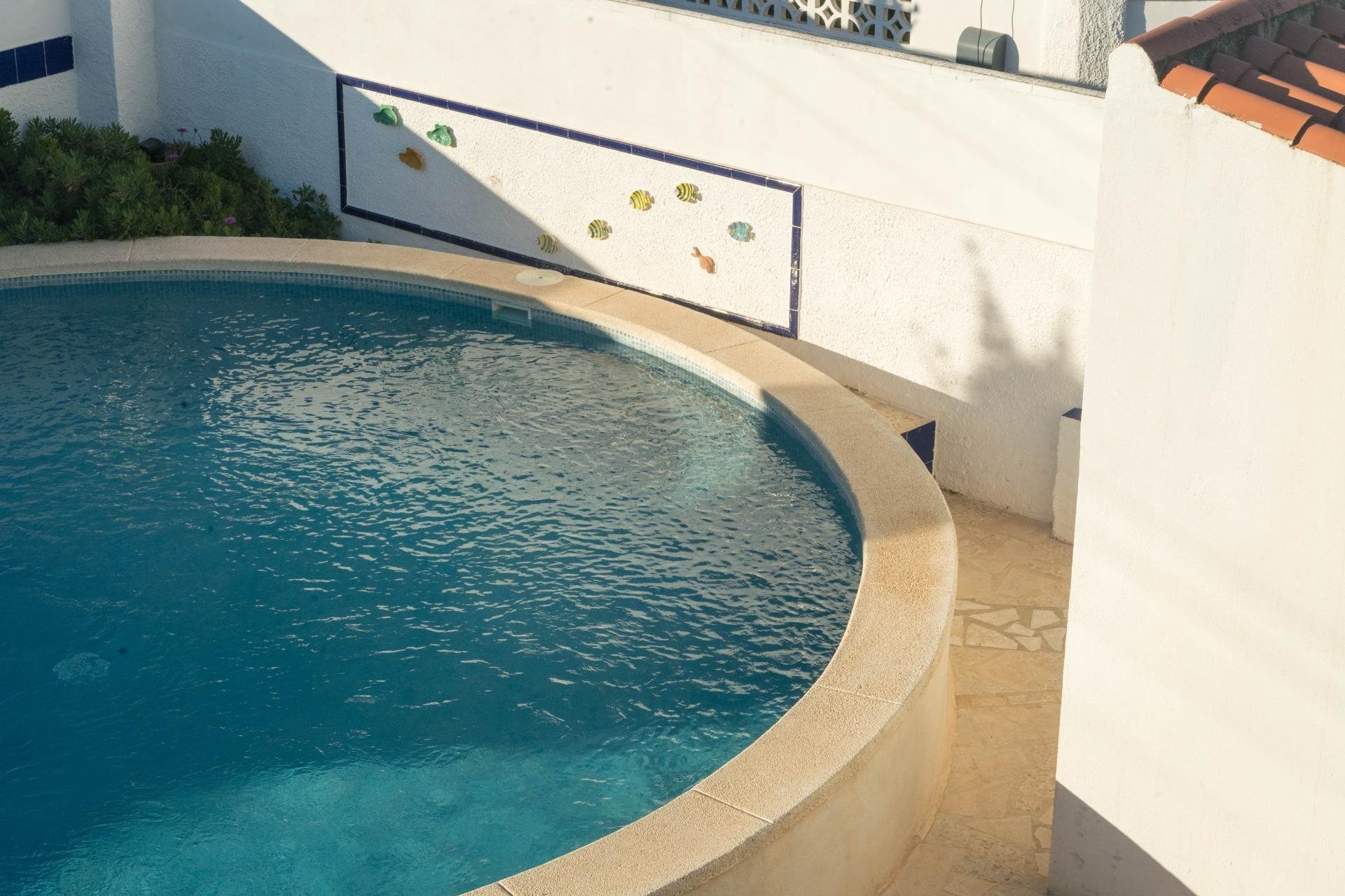 Reventa - Villa / Semi pareado -
Alfaz del Pi - Albir