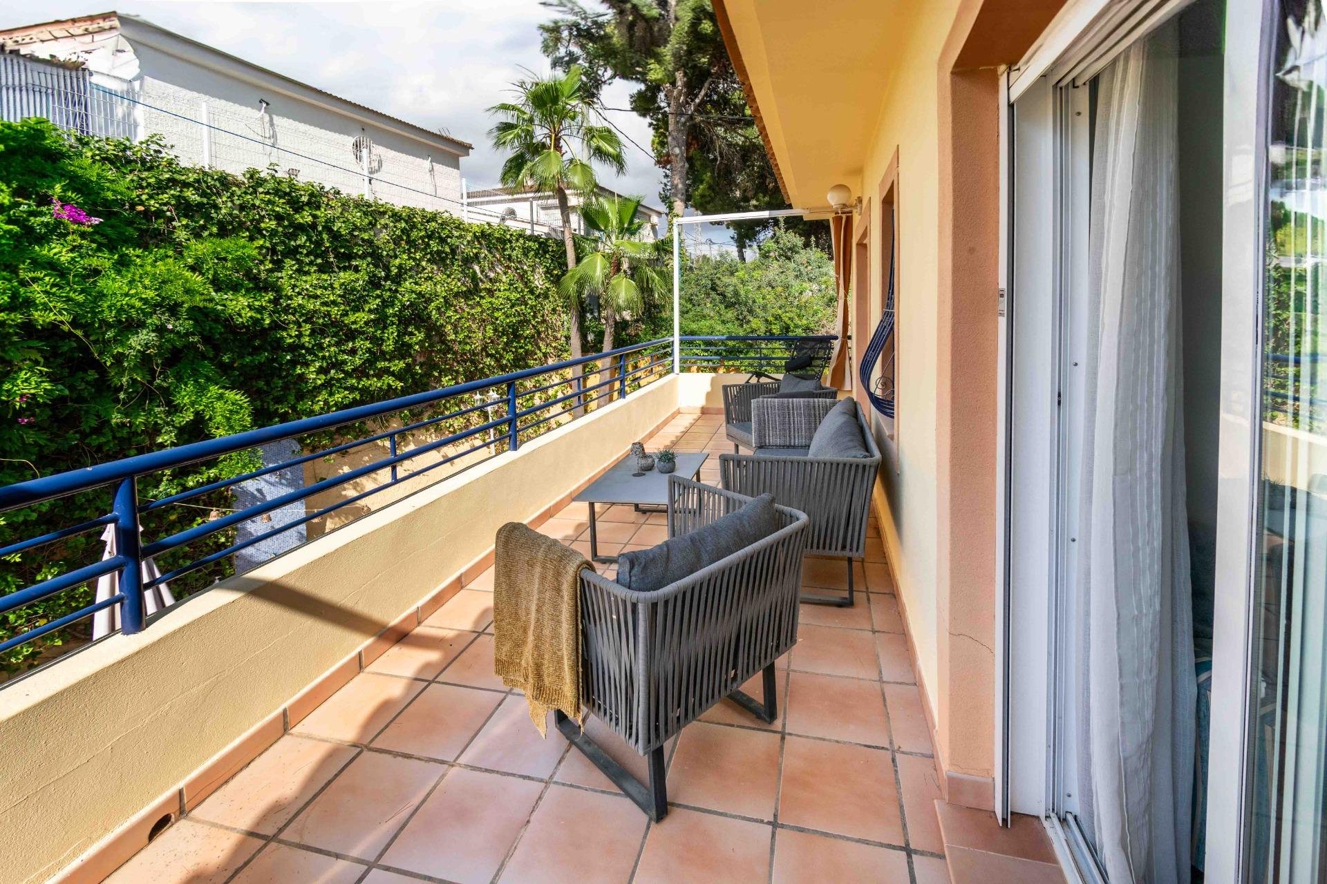 Reventa - Villa / Semi pareado -
Alfaz del Pi - Albir