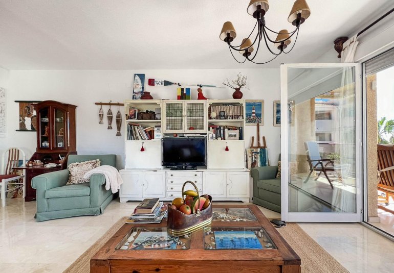 Revente - Appartement -
Altea