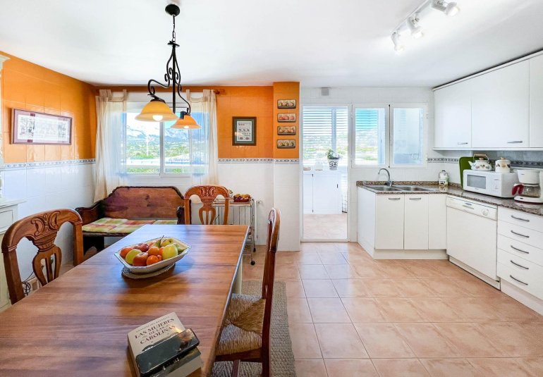 Revente - Appartement -
Altea