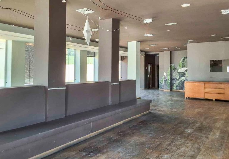 Revente - Commercial -
Altea