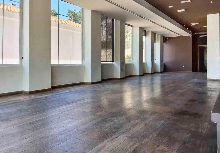 Revente - Commercial -
Altea