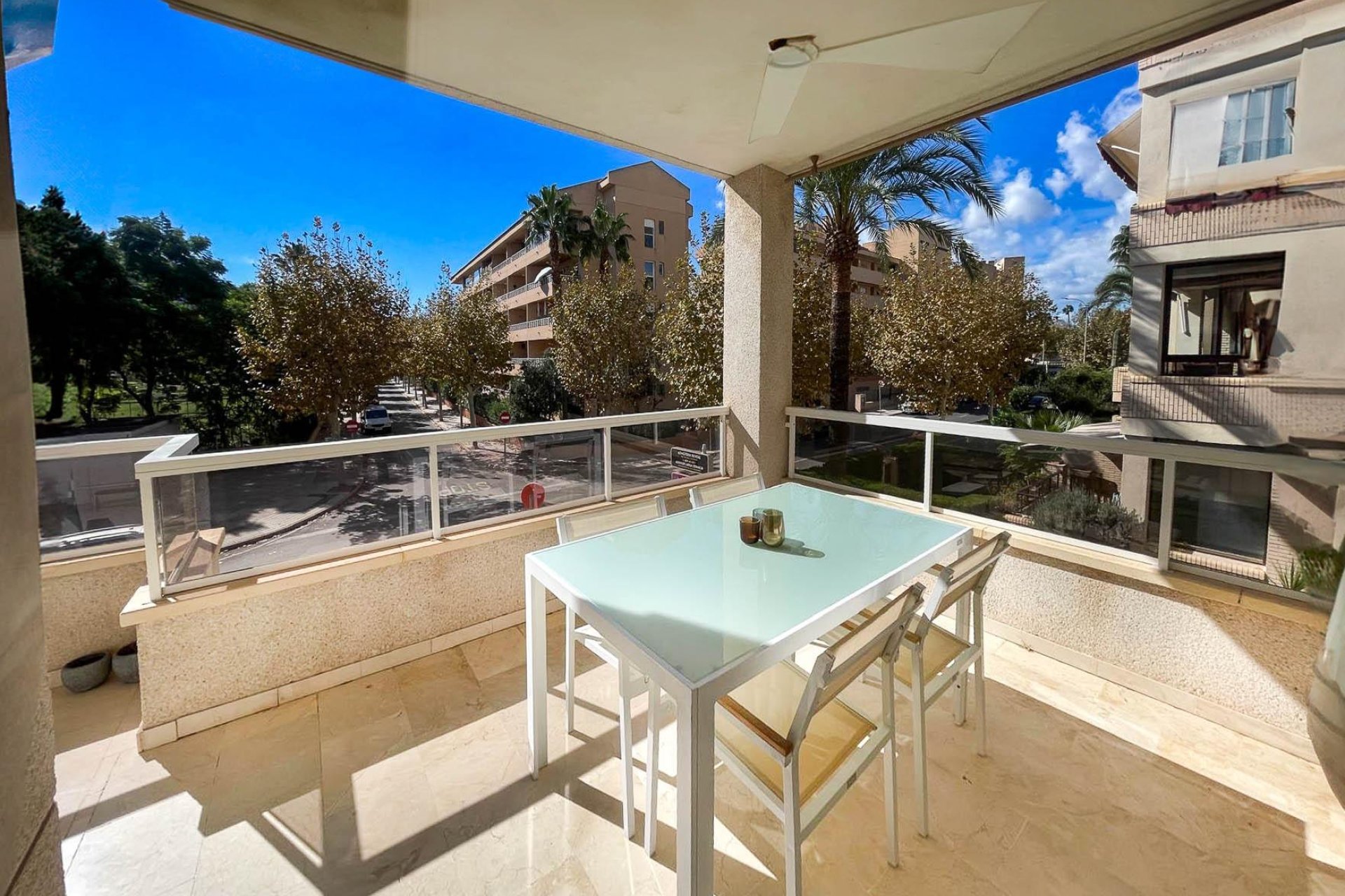 Revente - Flat -
Alfaz del Pi - Albir