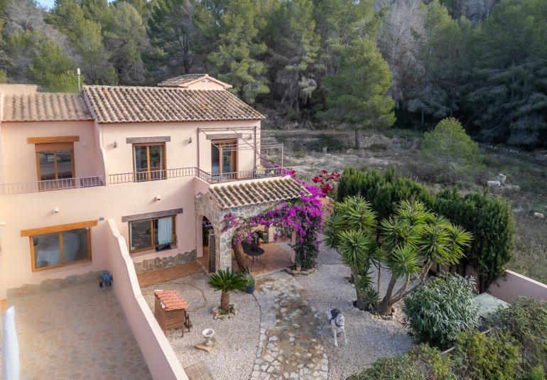 Revente - Maison de ville -
Calpe