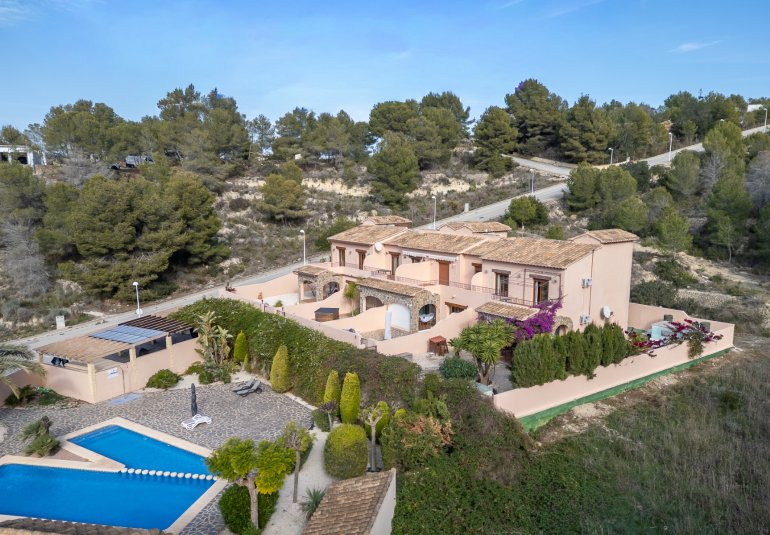 Revente - Maison de ville -
Calpe