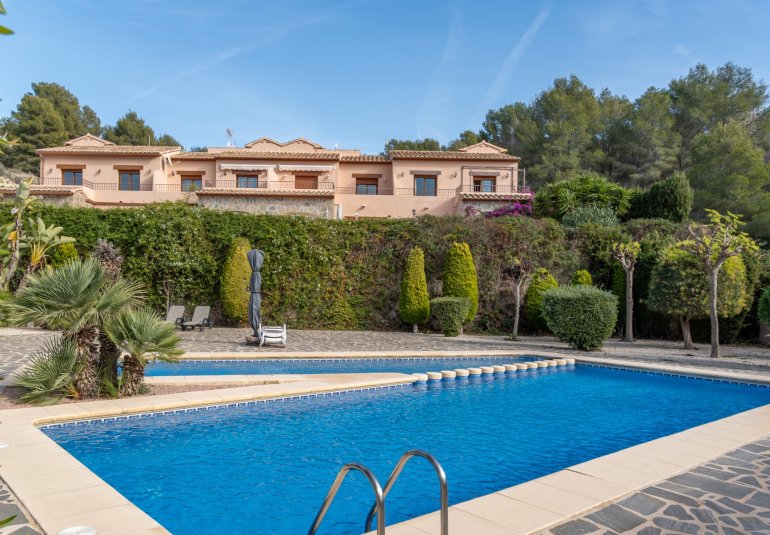 Revente - Maison de ville -
Calpe