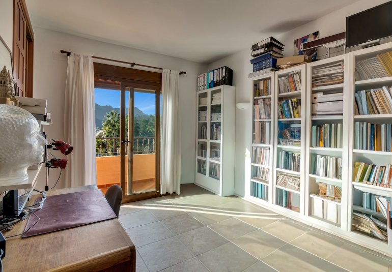 Revente - Maison de ville -
Calpe