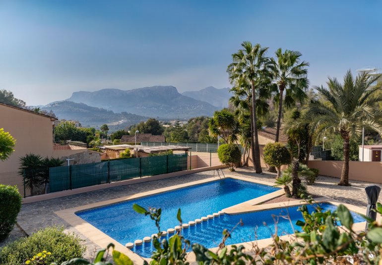 Revente - Maison de ville -
Calpe