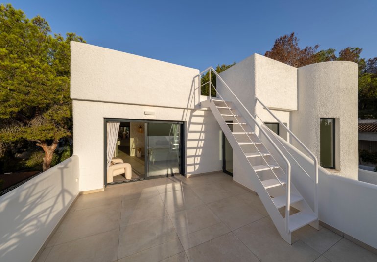 Revente - Villa -
Altea - Urbanizaciones