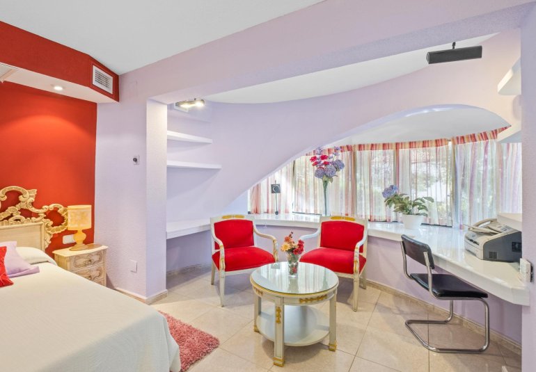 Revente - Villa -
Altea