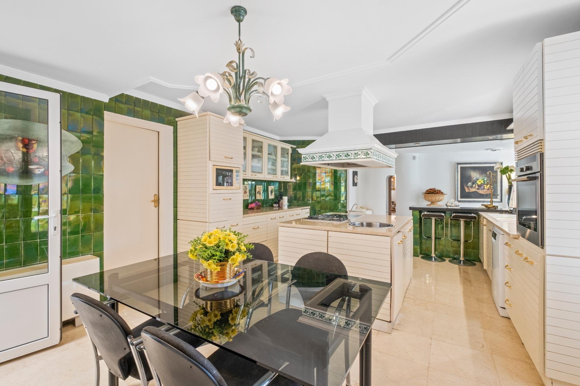 Revente - Villa -
Altea