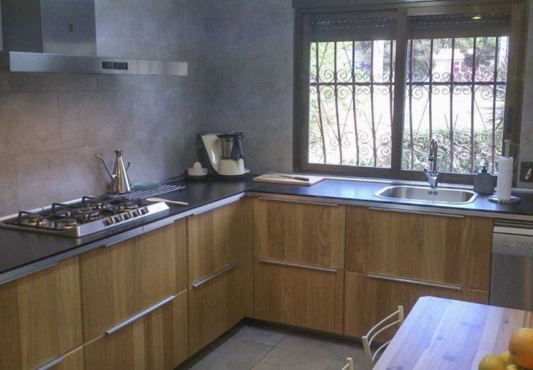 Revente - Villa -
Benidorm