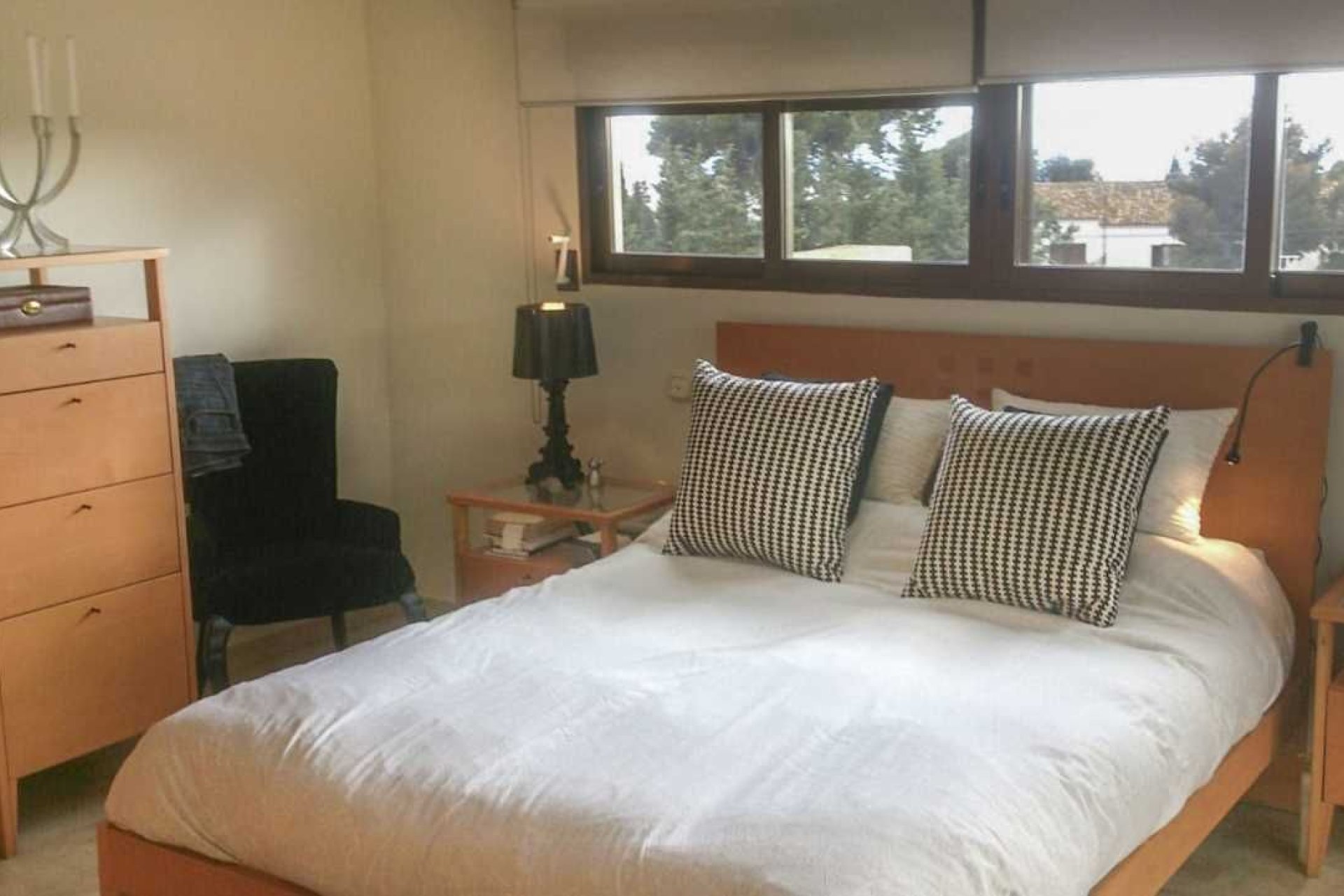 Revente - Villa -
Benidorm