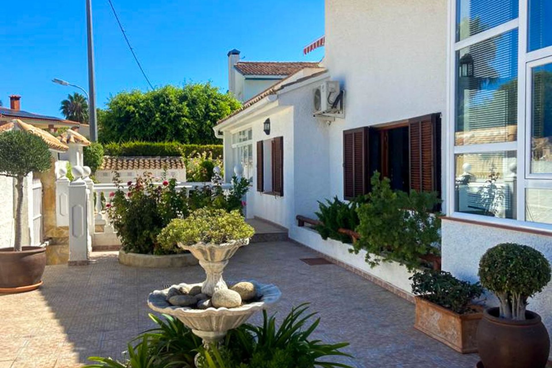 Revente - Villa -
Benidorm