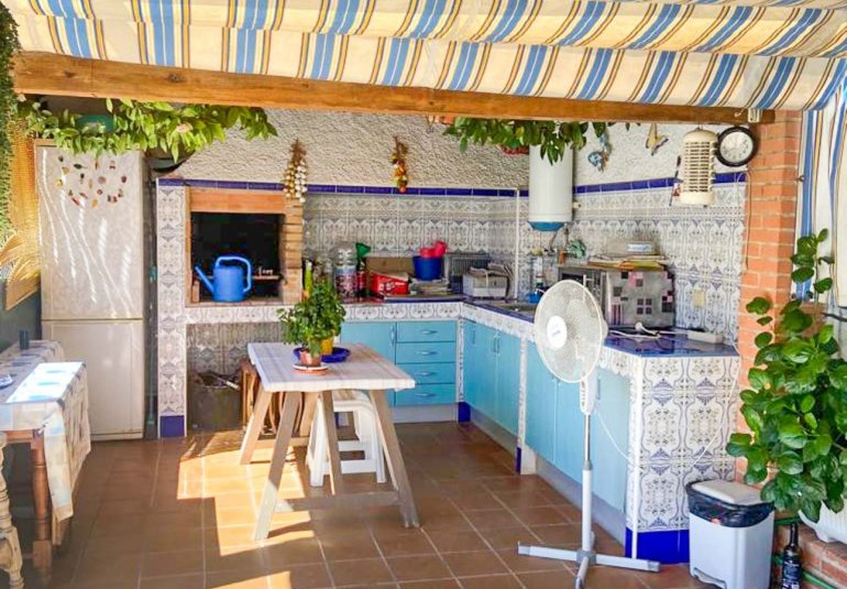 Revente - Villa -
Benidorm