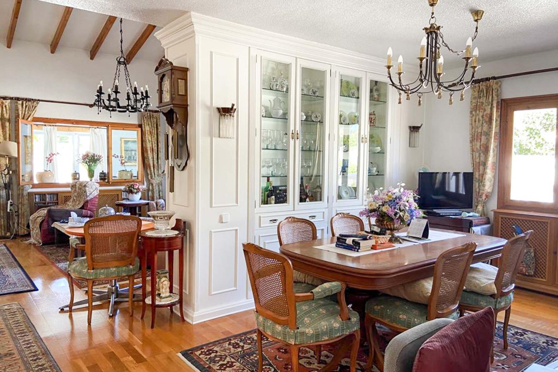 Revente - Villa -
Benidorm