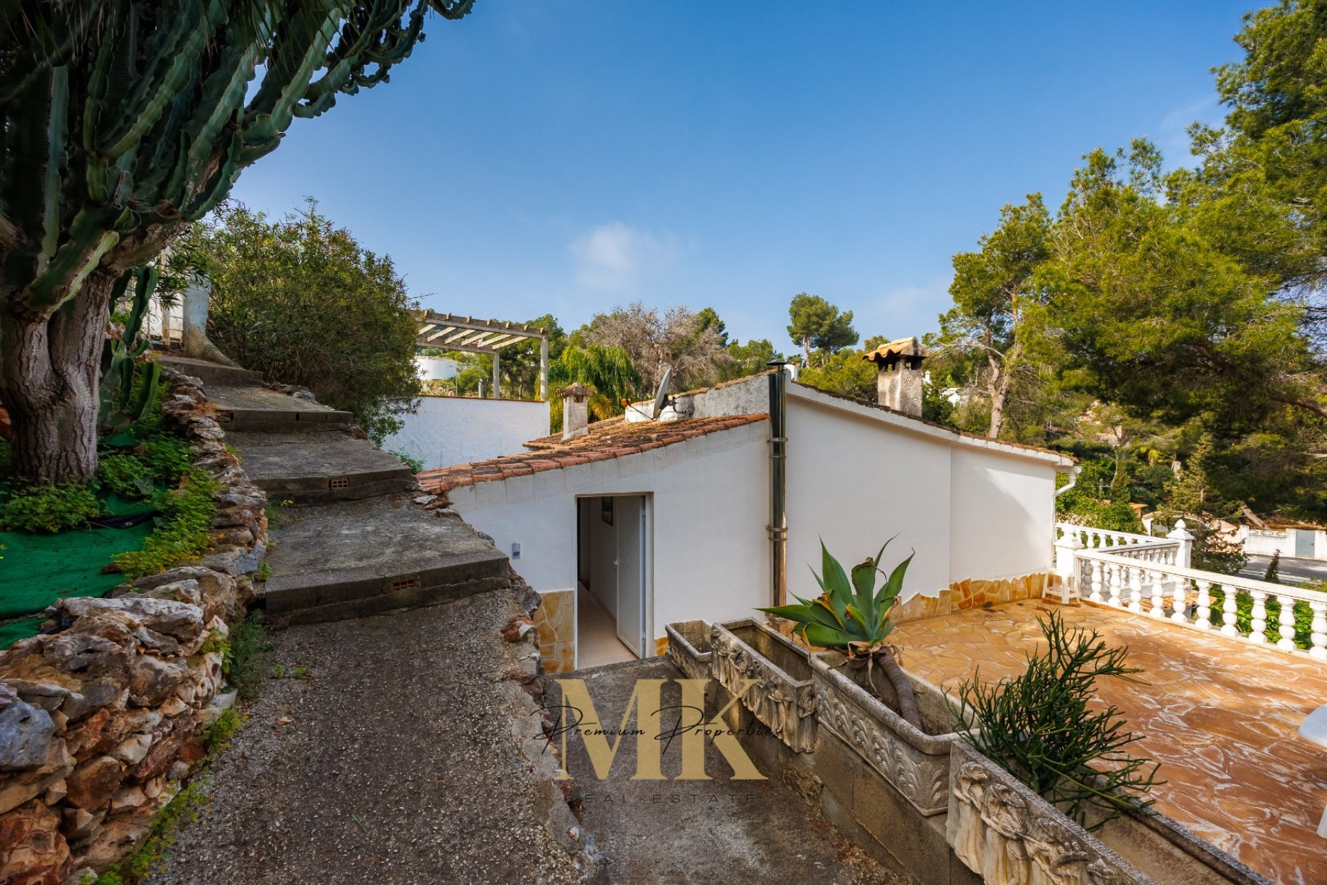 Revente - Villa -
Denia - Montgó