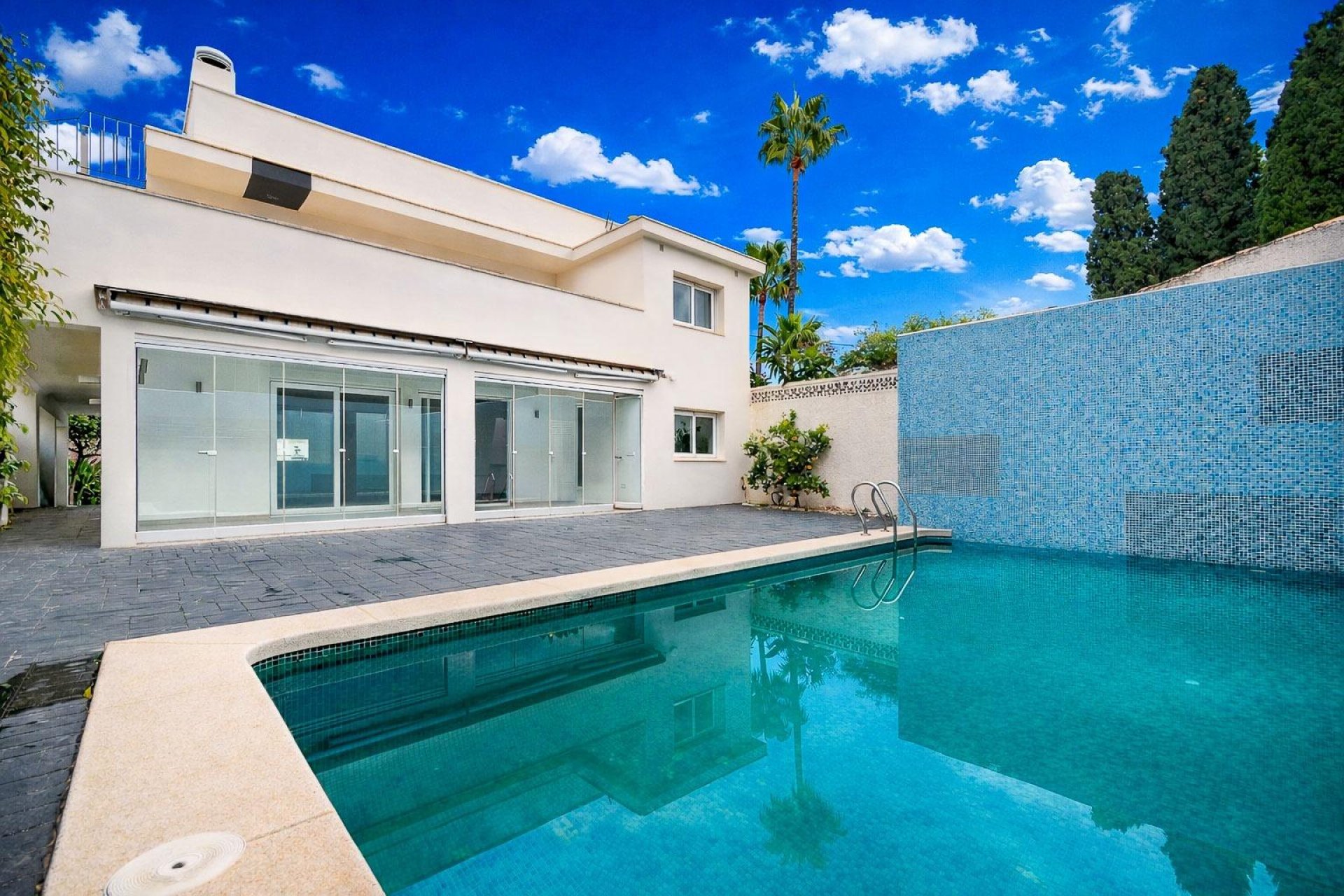 Revente - Villa / Jumelée -
Alfaz del Pi - Albir