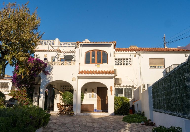 Revente - Villa / Jumelée -
Alfaz del Pi - Albir