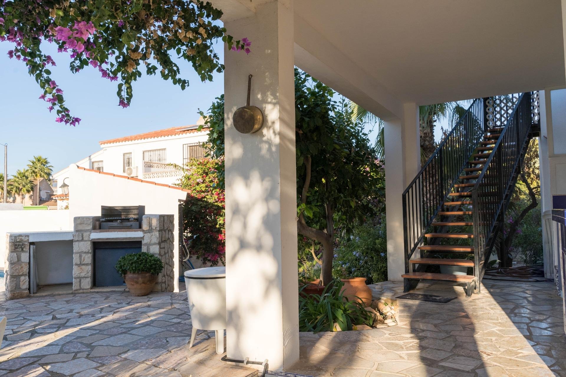 Revente - Villa / Jumelée -
Alfaz del Pi - Albir