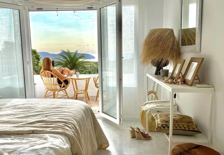 Revente - Villa -
Moraira - Benimeit