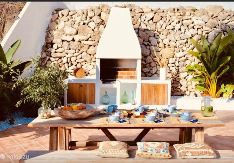 Revente - Villa -
Moraira - Benimeit