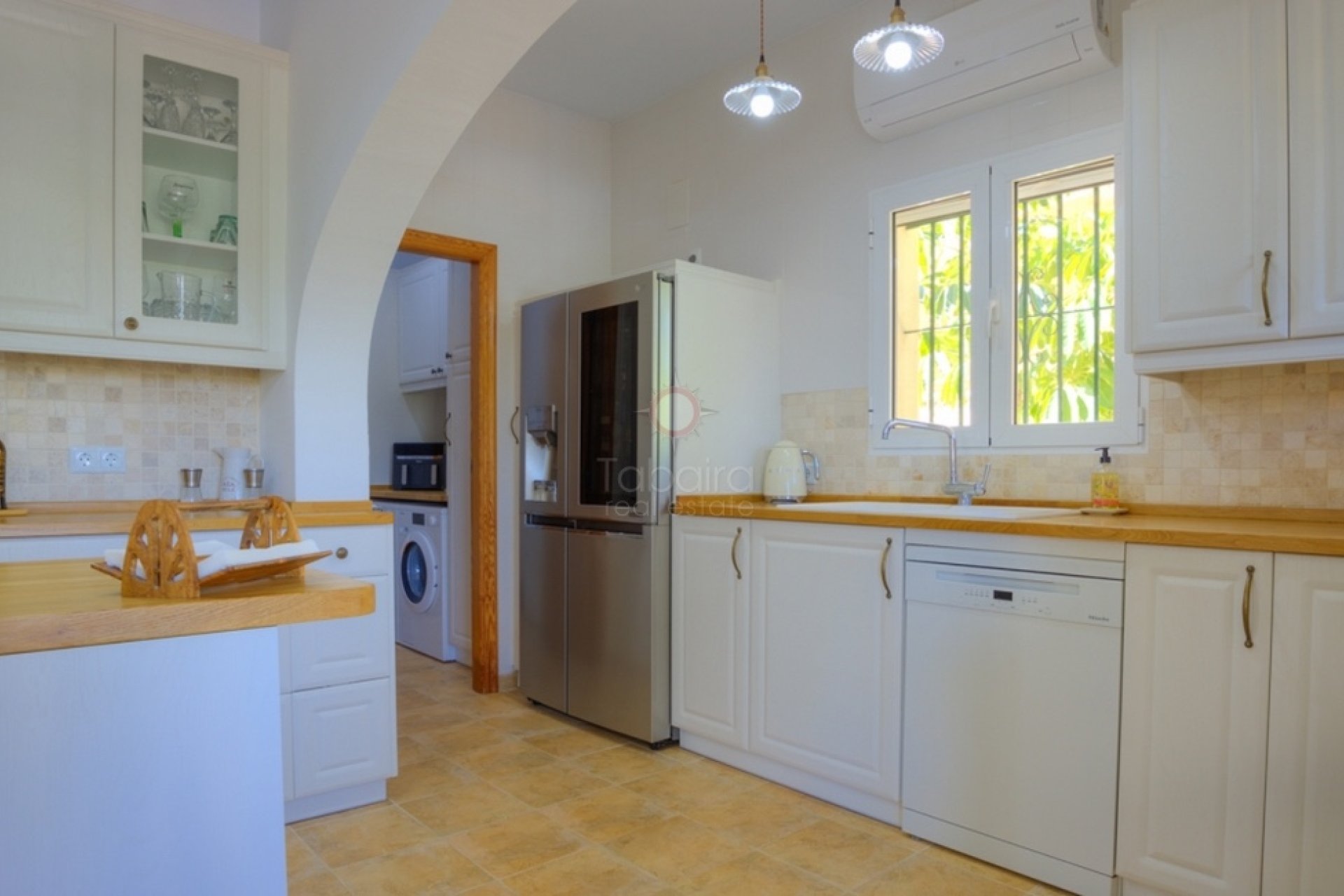 Revente - Villa -
Moraira - La Sabatera