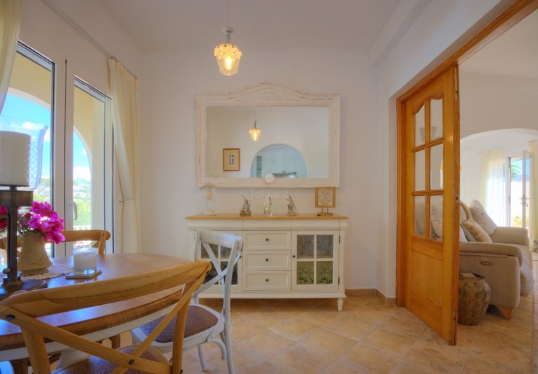 Revente - Villa -
Moraira - La Sabatera