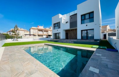 Townhouse - New Build - Torrevieja -
                Torrevieja