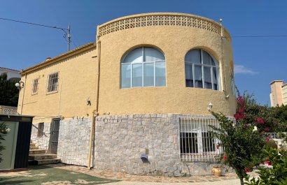 Villa - Resale - Calpe -
                Manzanera