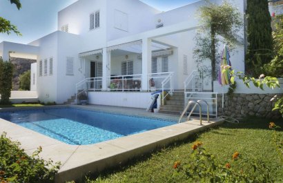 Villa - Reventa - Villajoyosa -
                Villajoyosa
